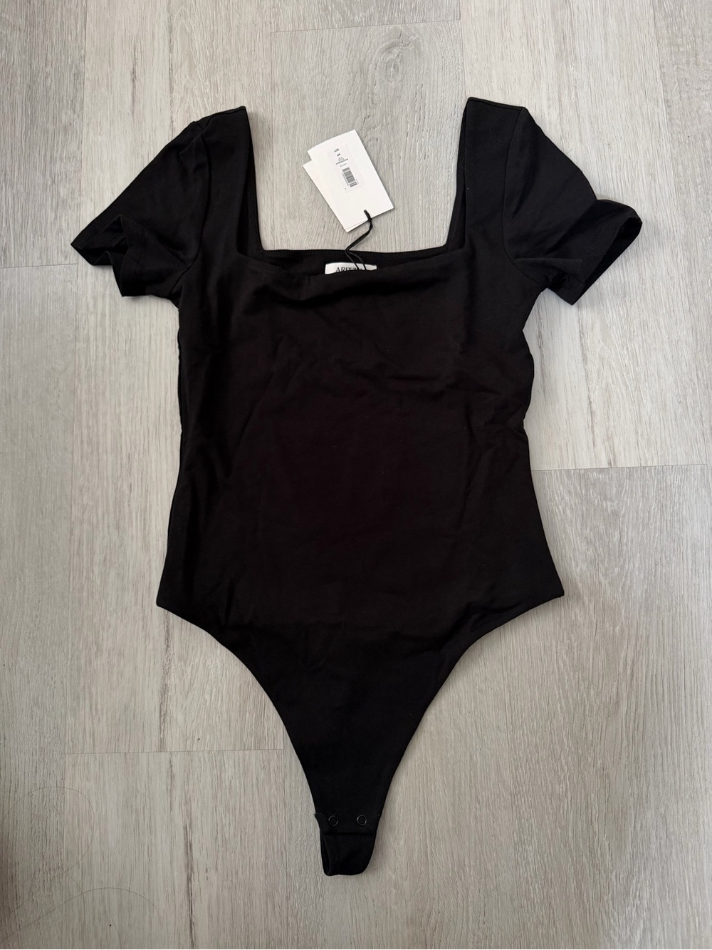 Aritzia contour squareneck top